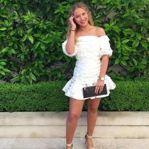 Meet your Posher, Alicia